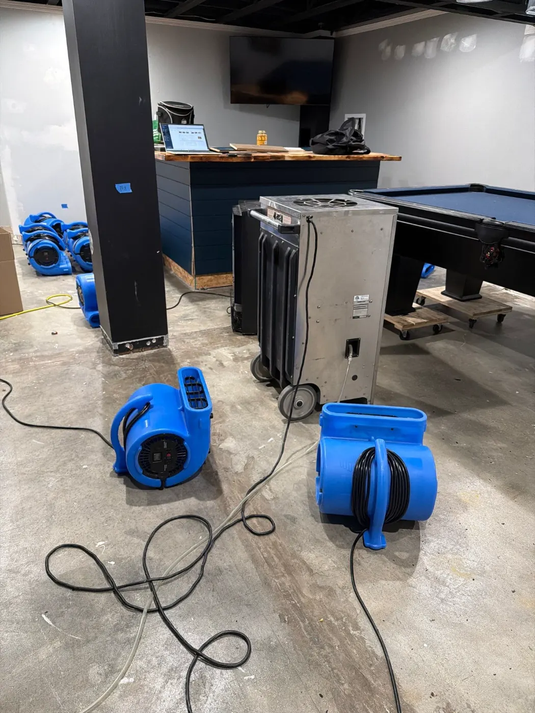 Large-scale water extraction in Center Grove business space